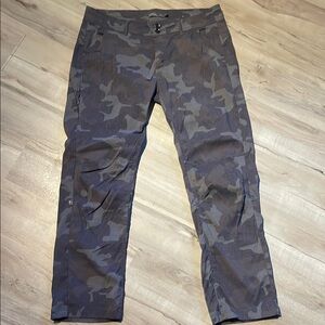 Prana Gray Camo Cargo Pants Durable Urban Style